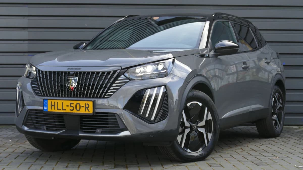 Peugeot e-2008 — foto 1