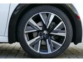Peugeot 208 thumbnail 10