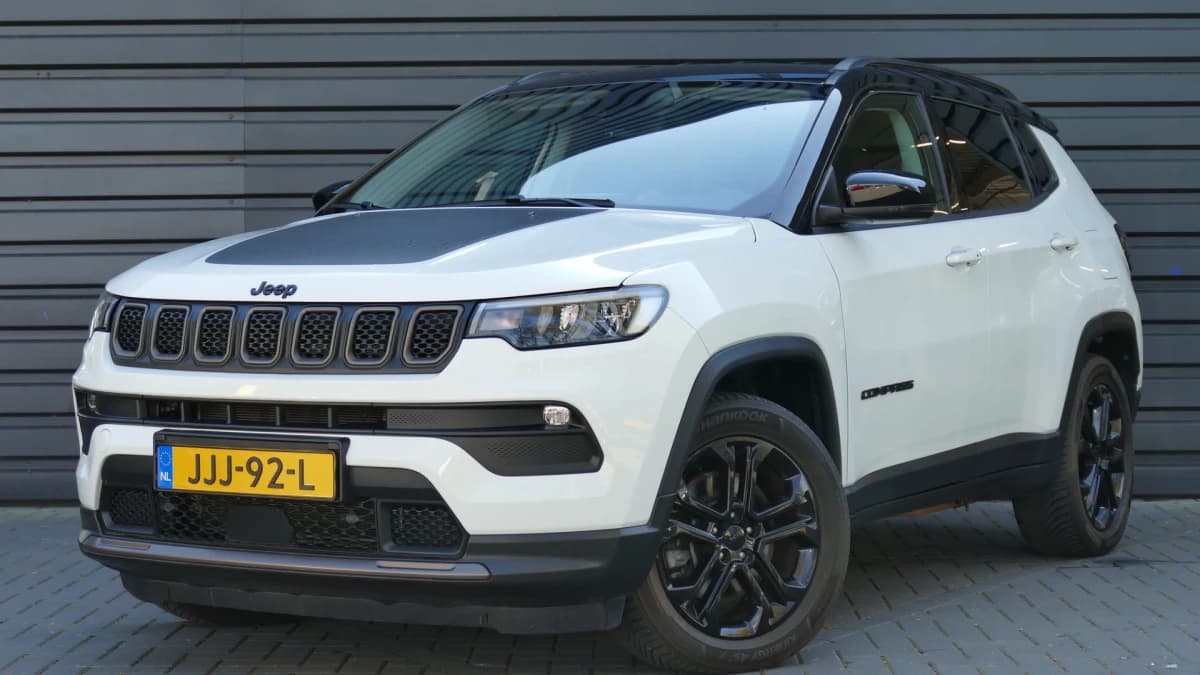 Jeep Compass — foto 1
