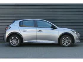 Peugeot e-208 thumbnail 3