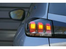 Peugeot e-208 thumbnail 6