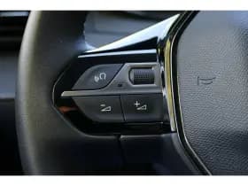 Peugeot e-208 thumbnail 17