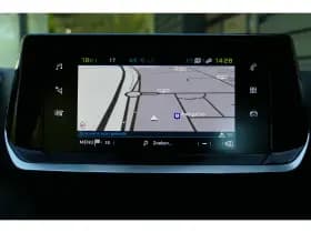 Peugeot e-208 thumbnail 22