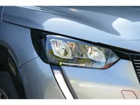 Peugeot e-208 thumbnail 9