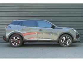 Peugeot e-2008 thumbnail 3