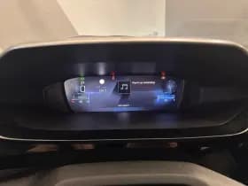 Peugeot 308 thumbnail 3