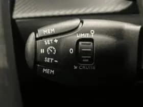 Peugeot 208 thumbnail 10