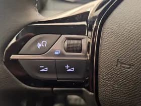 Peugeot 208 thumbnail 10