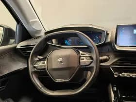 Peugeot e-208 thumbnail 11