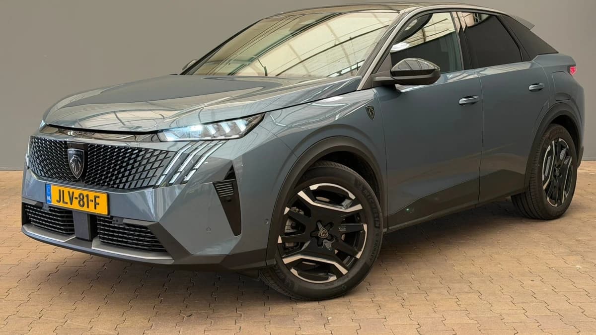 Peugeot 3008 — foto 1