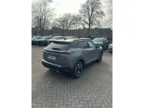 Peugeot 2008 thumbnail 2