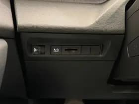 Peugeot e-308 thumbnail 17