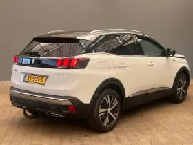 Peugeot 3008 thumbnail 2