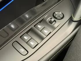 Peugeot e-208 thumbnail 17