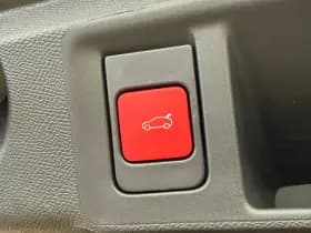 Peugeot e-308 thumbnail 14
