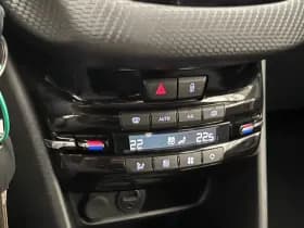 Peugeot 2008 thumbnail 5