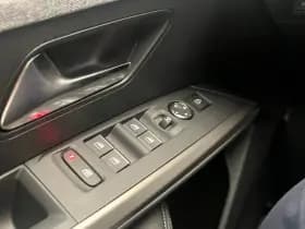 Peugeot 3008 thumbnail 26