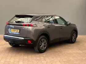 Peugeot 2008 thumbnail 2