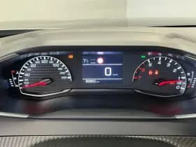 Peugeot 2008 thumbnail 3