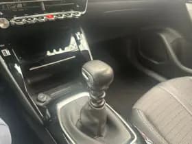 Peugeot 2008 thumbnail 18