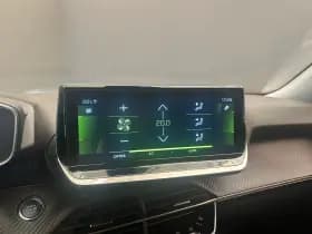 Peugeot 2008 thumbnail 7