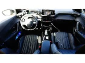 Peugeot 2008 thumbnail 4