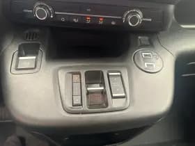 Peugeot Partner thumbnail 18