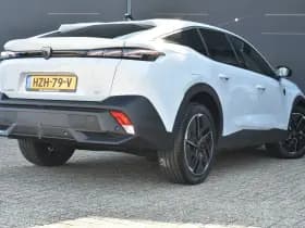 Peugeot e-408 thumbnail 2