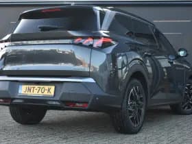 Peugeot 5008 thumbnail 2