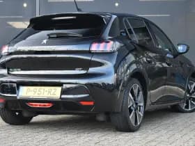 Peugeot e-208 thumbnail 2