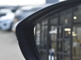 Peugeot e-208 thumbnail 12