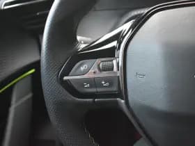 Peugeot e-208 thumbnail 15