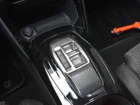Peugeot e-208 thumbnail 28
