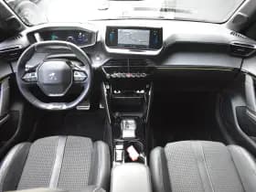 Peugeot e-208 thumbnail 10