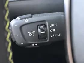 Peugeot e-208 thumbnail 21
