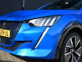 Peugeot e-208 thumbnail 36
