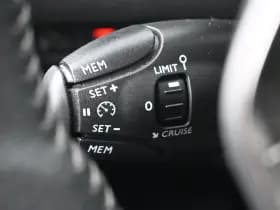 Peugeot 208 thumbnail 16