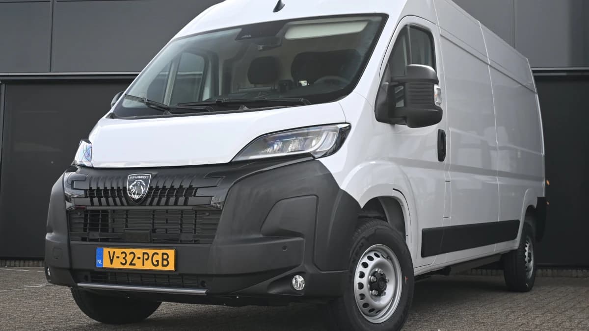 Peugeot E-Boxer — foto 1