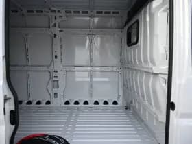 Peugeot E-Boxer thumbnail 26