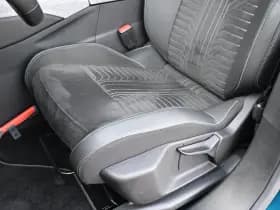 Peugeot e-3008 thumbnail 9
