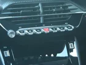 Peugeot e-2008 thumbnail 17