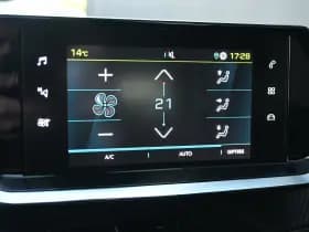 Peugeot e-2008 thumbnail 22