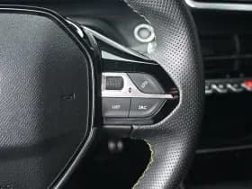 Peugeot e-2008 thumbnail 18