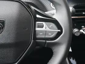 Peugeot e-208 thumbnail 13