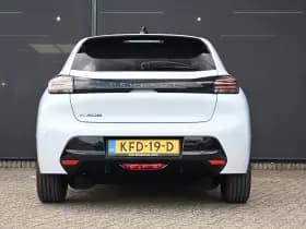 Peugeot e-208 thumbnail 5