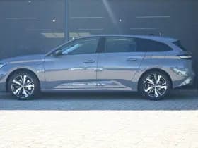 Peugeot 308 thumbnail 3