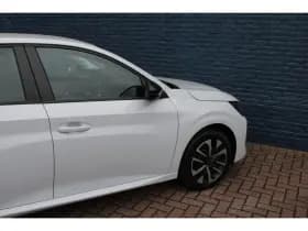 Peugeot 208 thumbnail 8