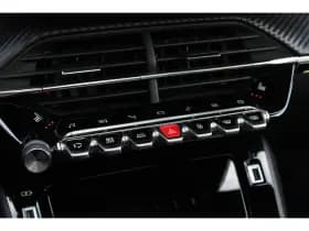 Peugeot 208 thumbnail 26