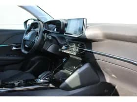 Peugeot 208 thumbnail 3