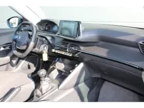 Peugeot 2008 thumbnail 3
